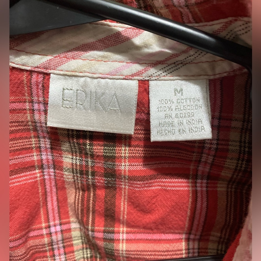 Button down shirt - Picture 2 of 3